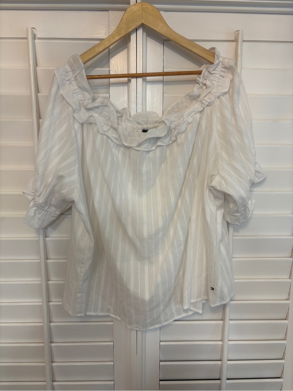 Tommy Hilfiger White Top Size 2X